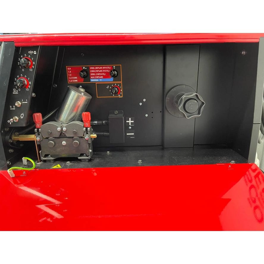 Occasion MIG/MAG Schweissanlage Powertec 305C PRO Luftgekühlt